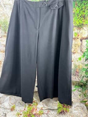 Briggs women’s SZ 18 Culotte 0404